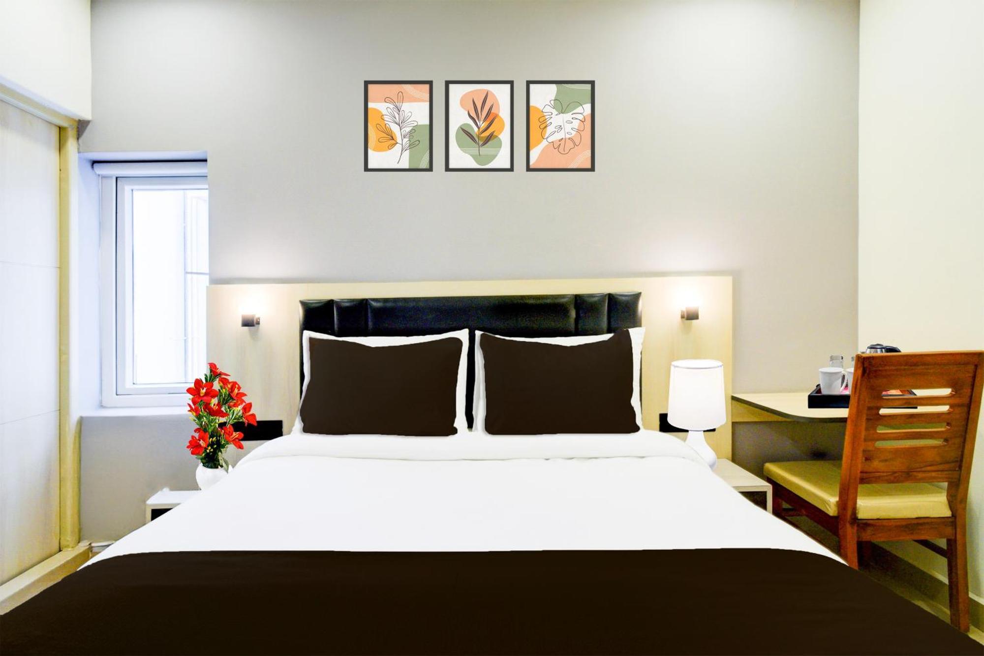 Townhouse Aarav Business Hotel حيدر أباد المظهر الخارجي الصورة