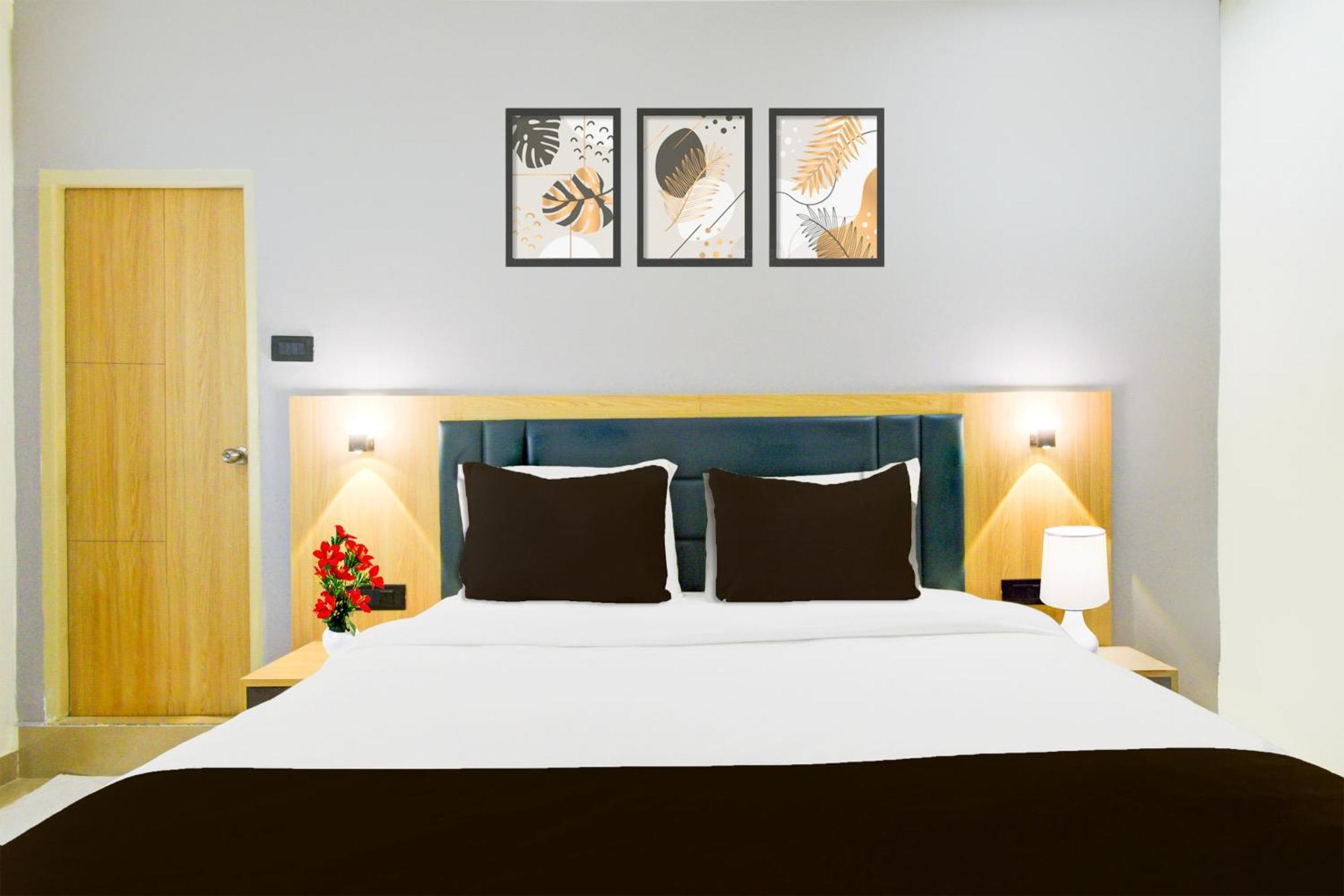 Townhouse Aarav Business Hotel حيدر أباد المظهر الخارجي الصورة